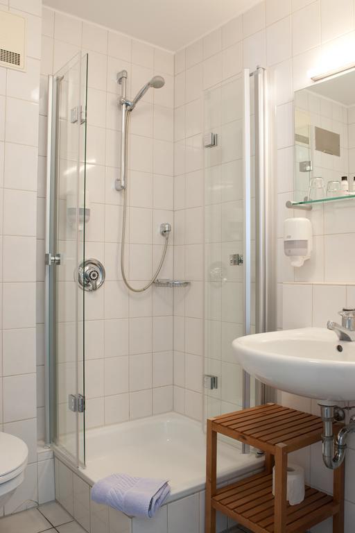 Zur Bretzel 3* Babenhausen (Hessen)
